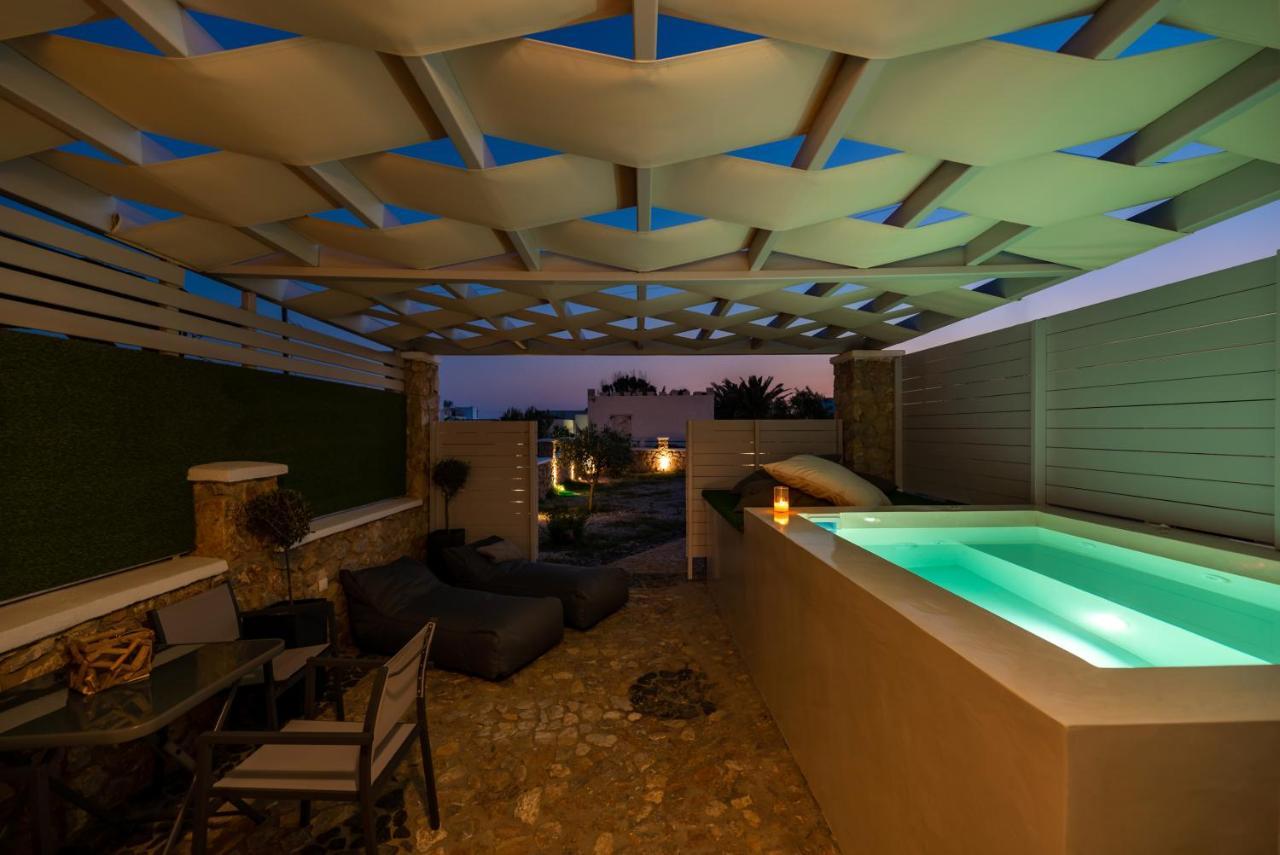 Kasteli Suites Perivolos  Exteriör bild